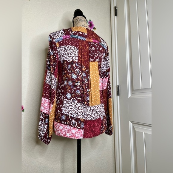 Savanna Jane Multicolor Patchwork Design Embroidered Blouse Size Small - Picture 12 of 12